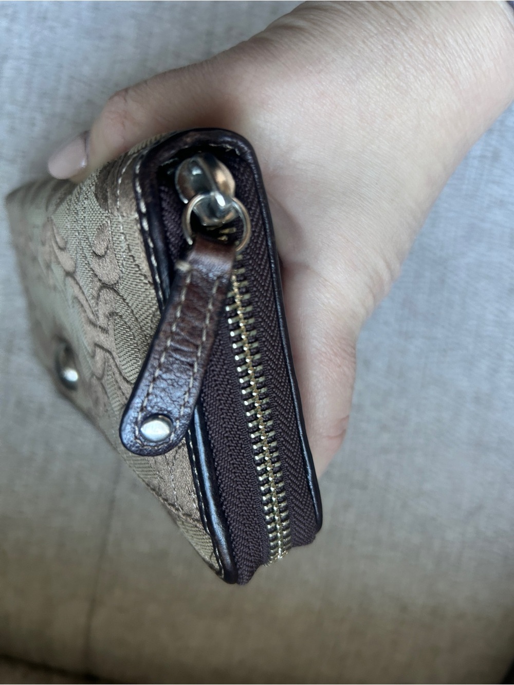 Coach Signature Canvas Leather Zip Around Brown Wallet Pre-Owned - Picture 6 of 10